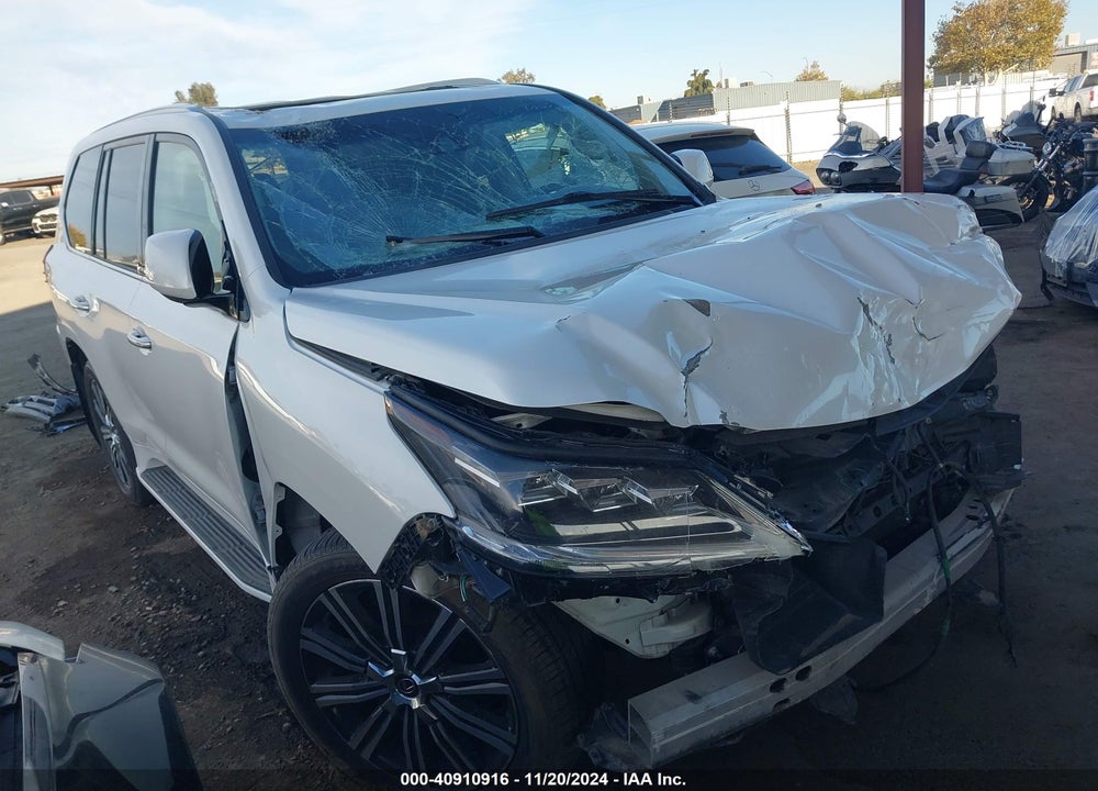2018 LEXUS LX 570 THREE-ROW VIN: JTJHY7AX0J4266318