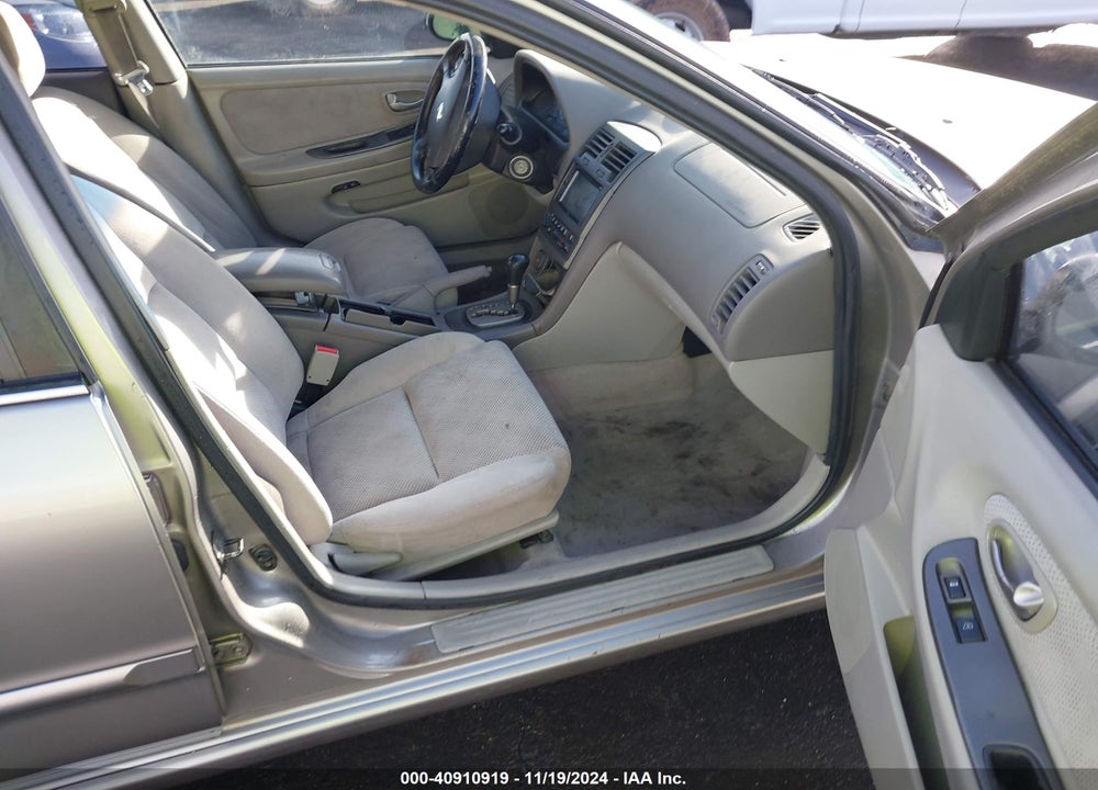 2003 NISSAN MAXIMA SE VIN: JN1DA31D23T516156