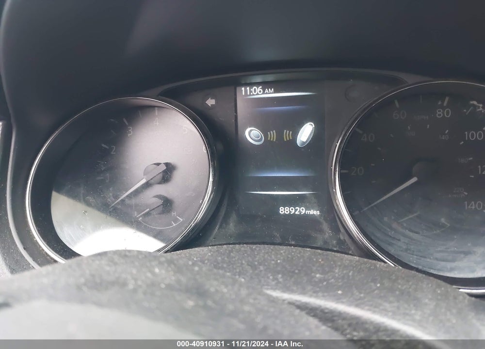 2017 NISSAN ROGUE VIN: JN8AT2MVXHW259914