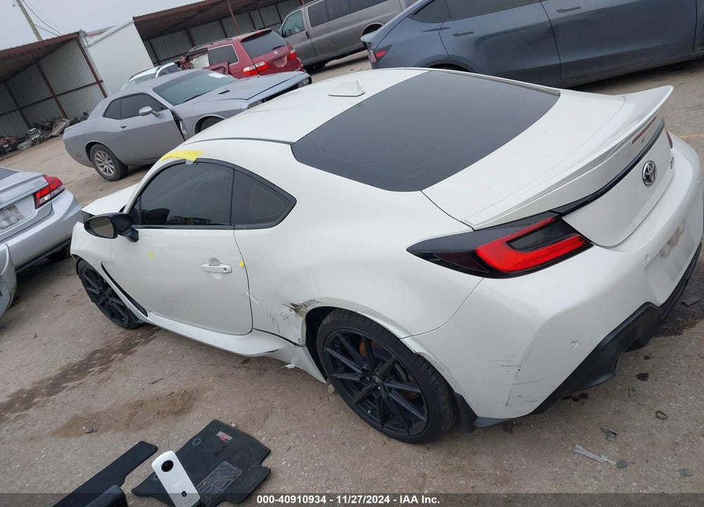 2023 TOYOTA GR 86 VIN: JF1ZNBF16P8756664