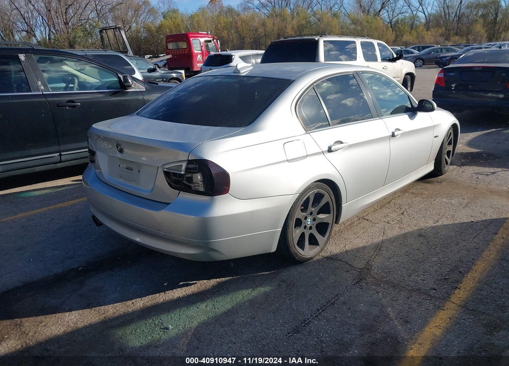 2006 BMW 330I VIN: WBAVB33556KR77055