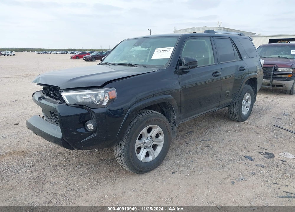 2024 TOYOTA 4RUNNER SR5 VIN: JTEMU5JR4R6253845