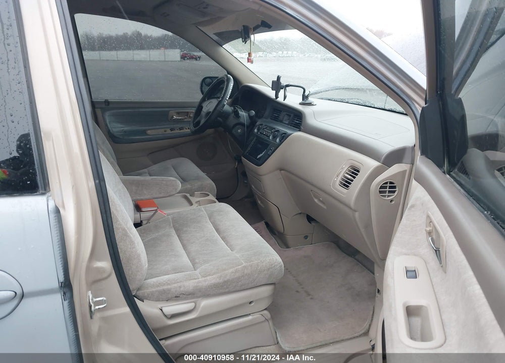 2000 HONDA ODYSSEY EX VIN: 2HKRL1863YH589122