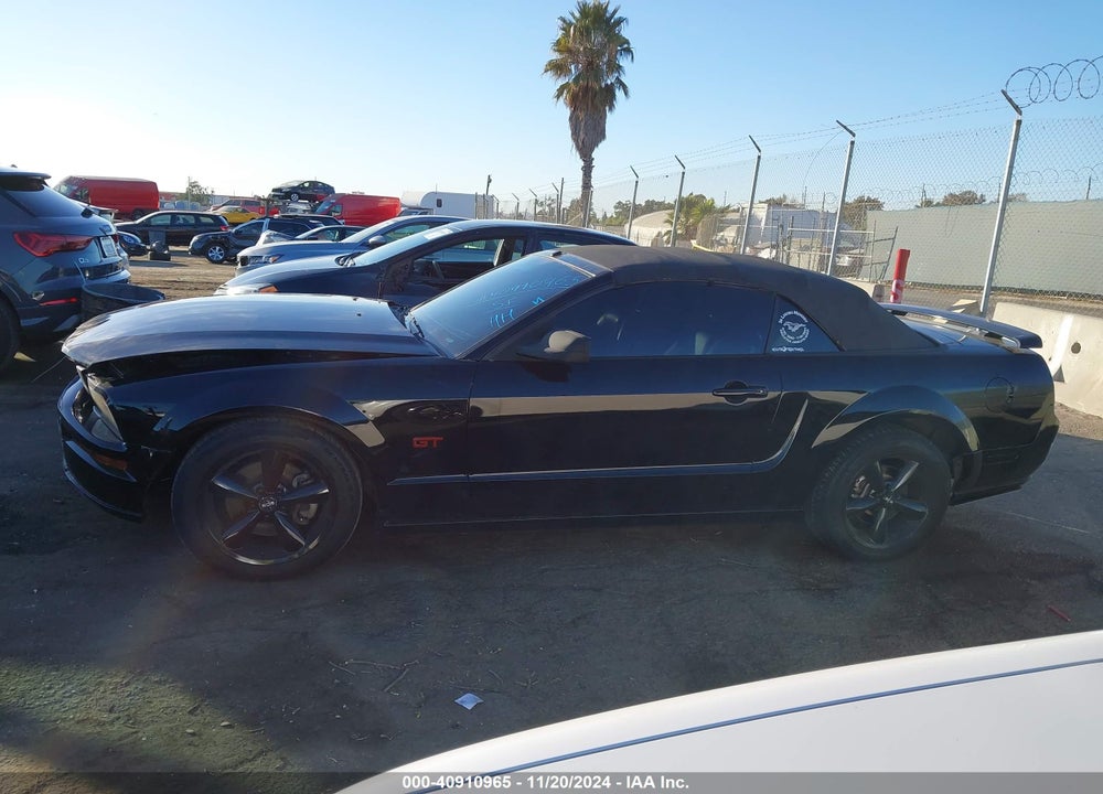 2006 FORD MUSTANG GT VIN: 1ZVHT85H265250372