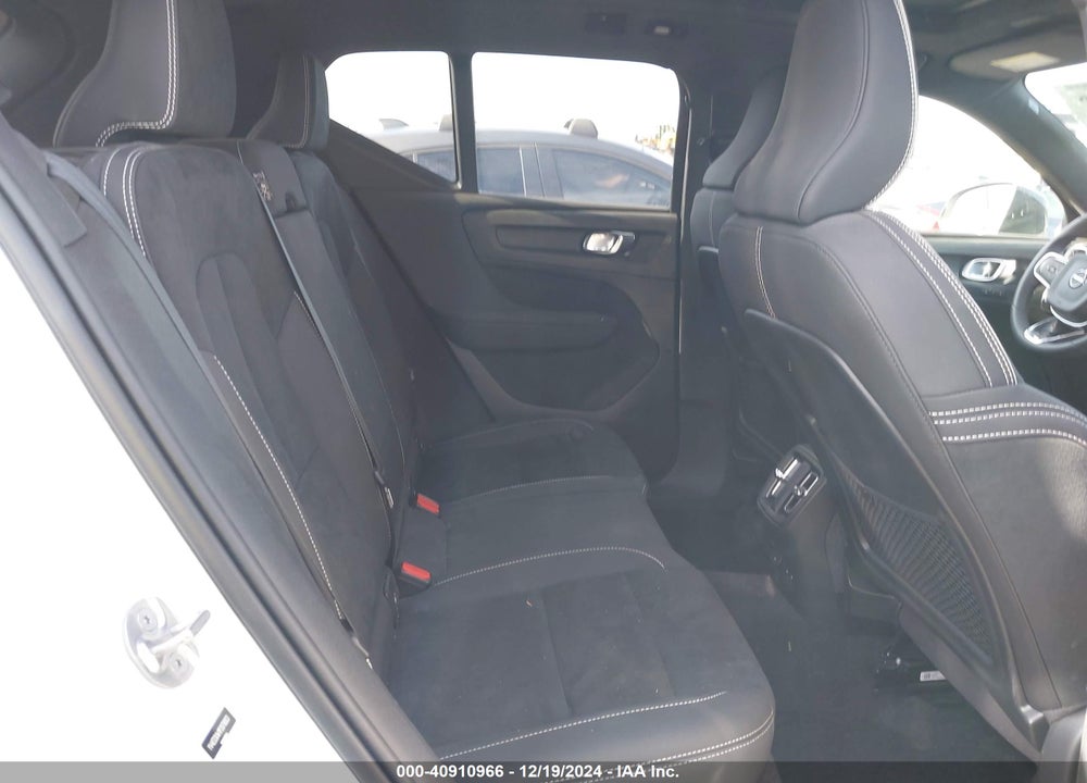 2023 VOLVO XC40 RECHARGE PURE ELECTRIC TWIN PLUS VIN: YV4ED3UW1P2078003