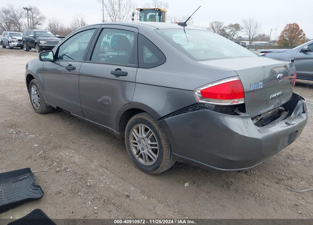 2010 FORD FOCUS SE VIN: 1FAHP3FN2AW202331