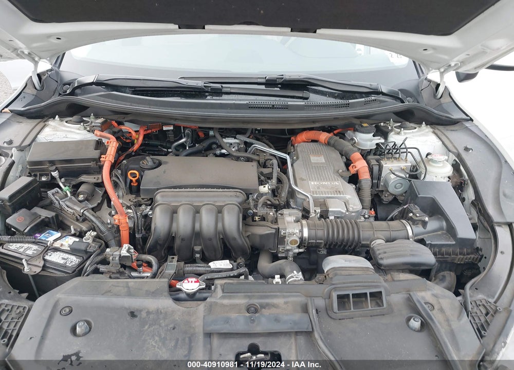 2018 HONDA CLARITY PLUG-IN HYBRID TOURING VIN: JHMZC5F3XJC004567