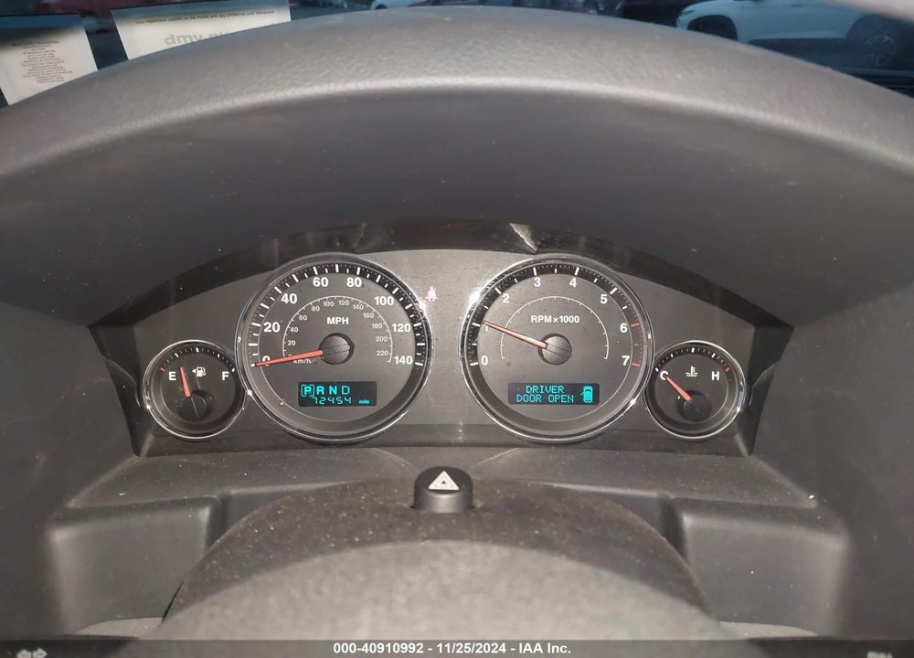 2007 JEEP COMMANDER SPORT VIN: 1J8HG48N67C642097