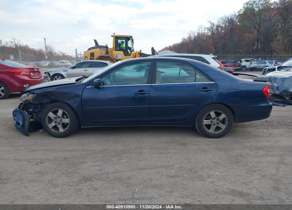 2004 TOYOTA CAMRY SE VIN: 4T1BE32K24U358625