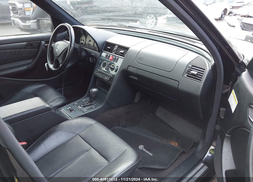 2000 MERCEDES-BENZ C 230 KOMPRESSOR VIN: WDBHA24G2YA846072