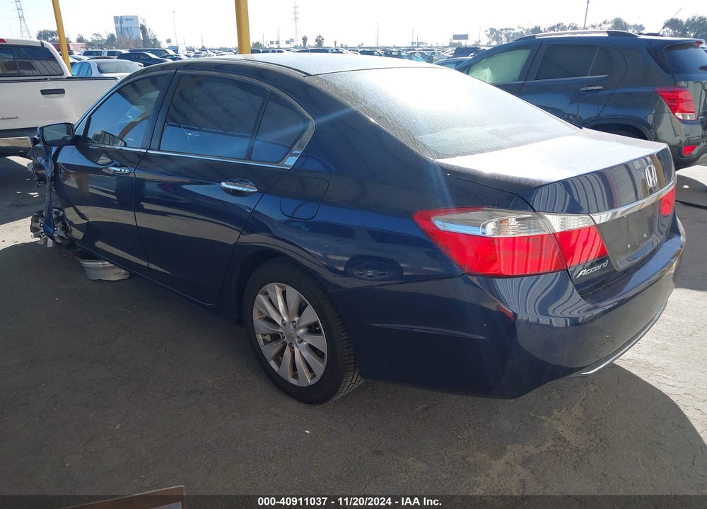 2013 HONDA ACCORD EX VIN: 1HGCR2F76DA032648