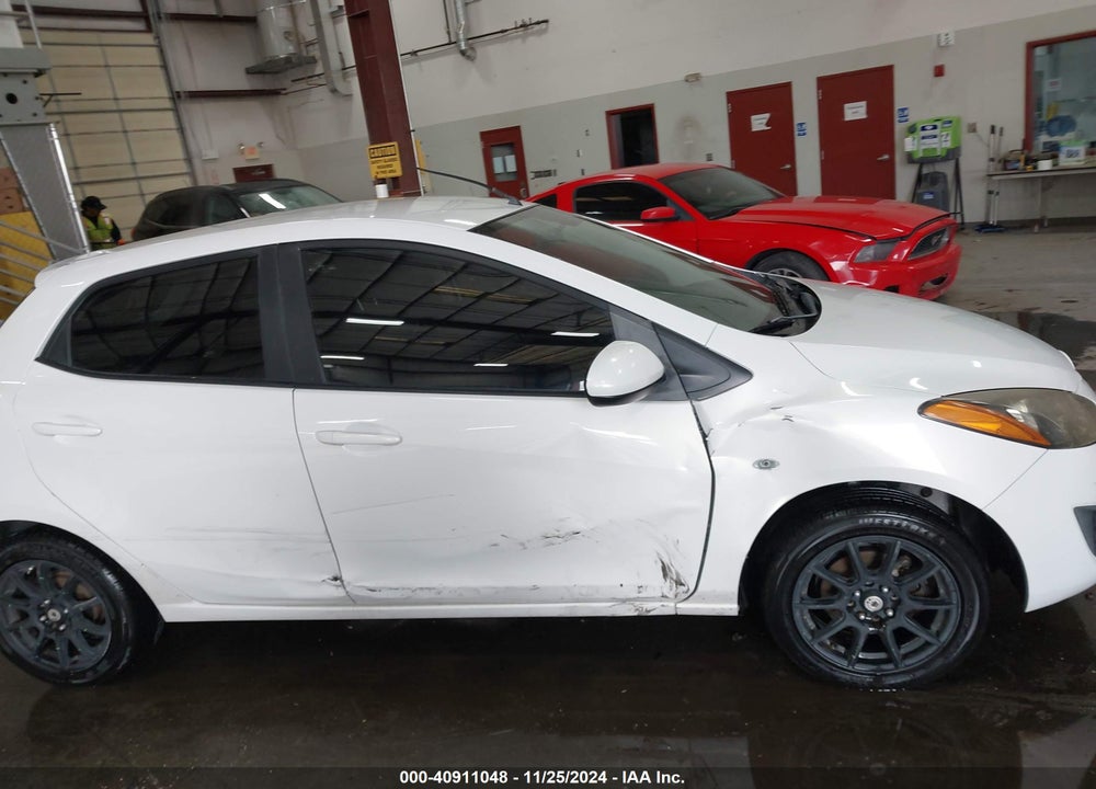 2011 MAZDA 2 SPORT VIN: JM1DE1HY2B0110523