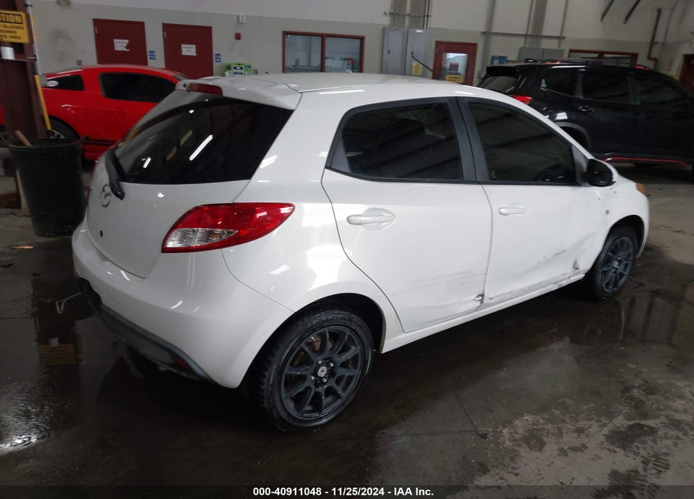 2011 MAZDA 2 SPORT VIN: JM1DE1HY2B0110523