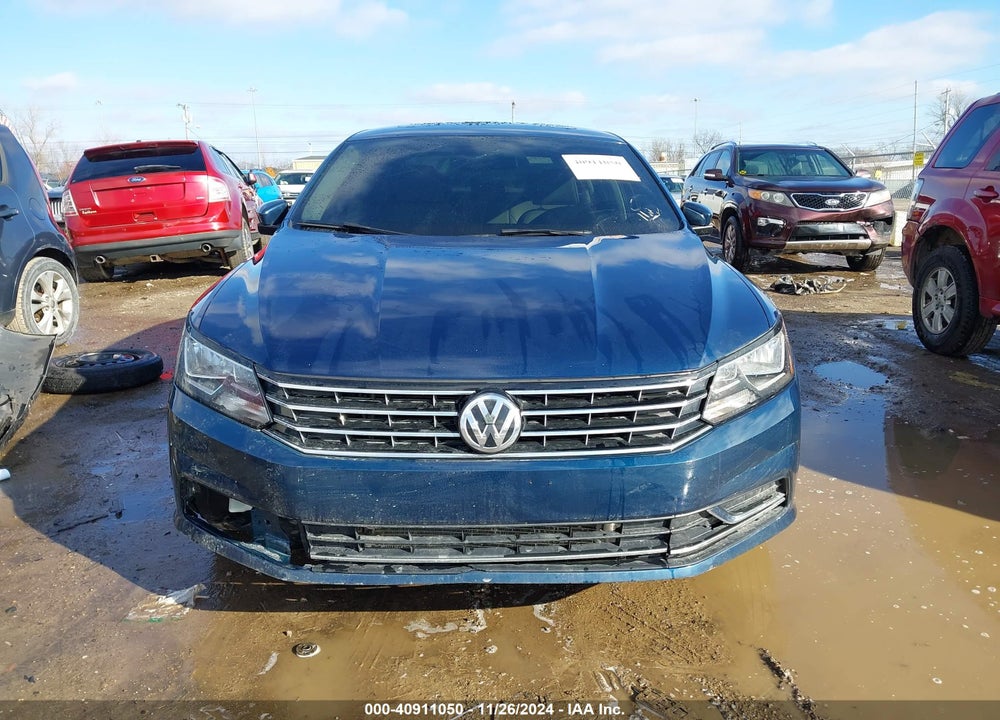 2018 VOLKSWAGEN PASSAT 2.0T SE VIN: 1VWBA7A3XJC011284