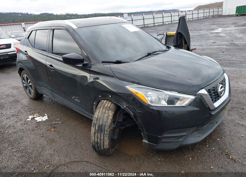 2019 NISSAN KICKS SV VIN: 3N1CP5CUXKL542025
