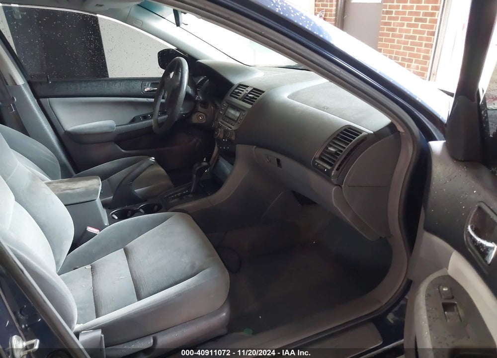 2007 HONDA ACCORD 2.4 LX VIN: 1HGCM56457A069538