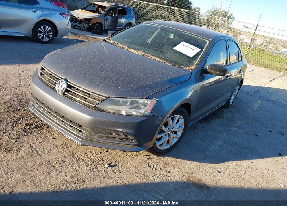 2015 VOLKSWAGEN JETTA 1.8T SE VIN: 3VWD17AJXFM260858