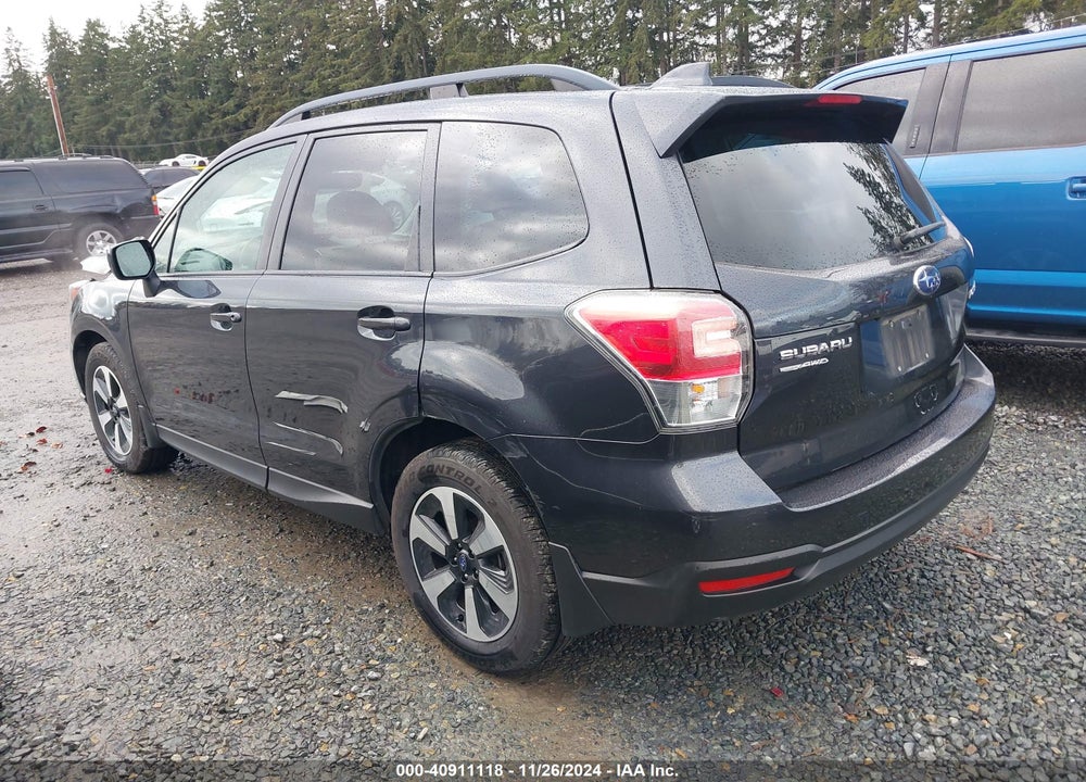2018 SUBARU FORESTER 2.5I PREMIUM VIN: JF2SJAGC8JH603732