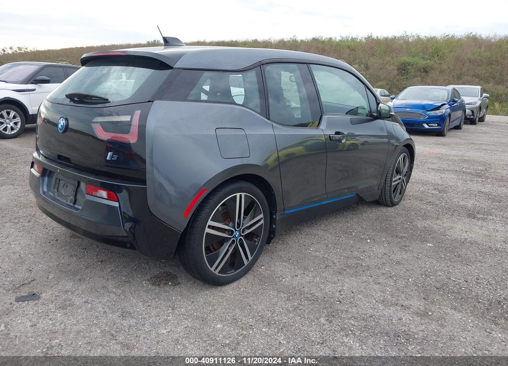 2017 BMW I3 94 AH W/RANGE EXTENDER VIN: WBY1Z8C50HV551641
