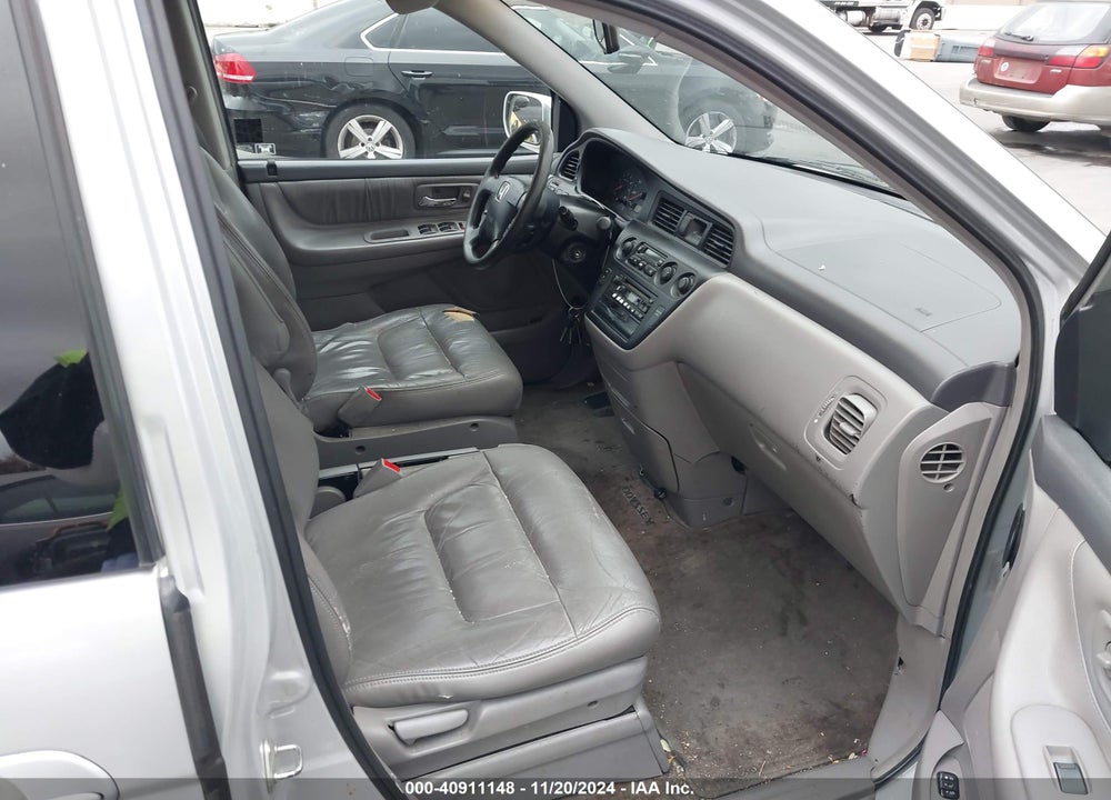 2003 HONDA ODYSSEY VIN: 5FNRL18913B001462