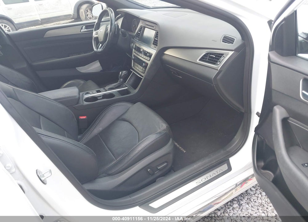 2015 HYUNDAI SONATA LIMITED 2.0T VIN: 5NPE34ABXFH150942
