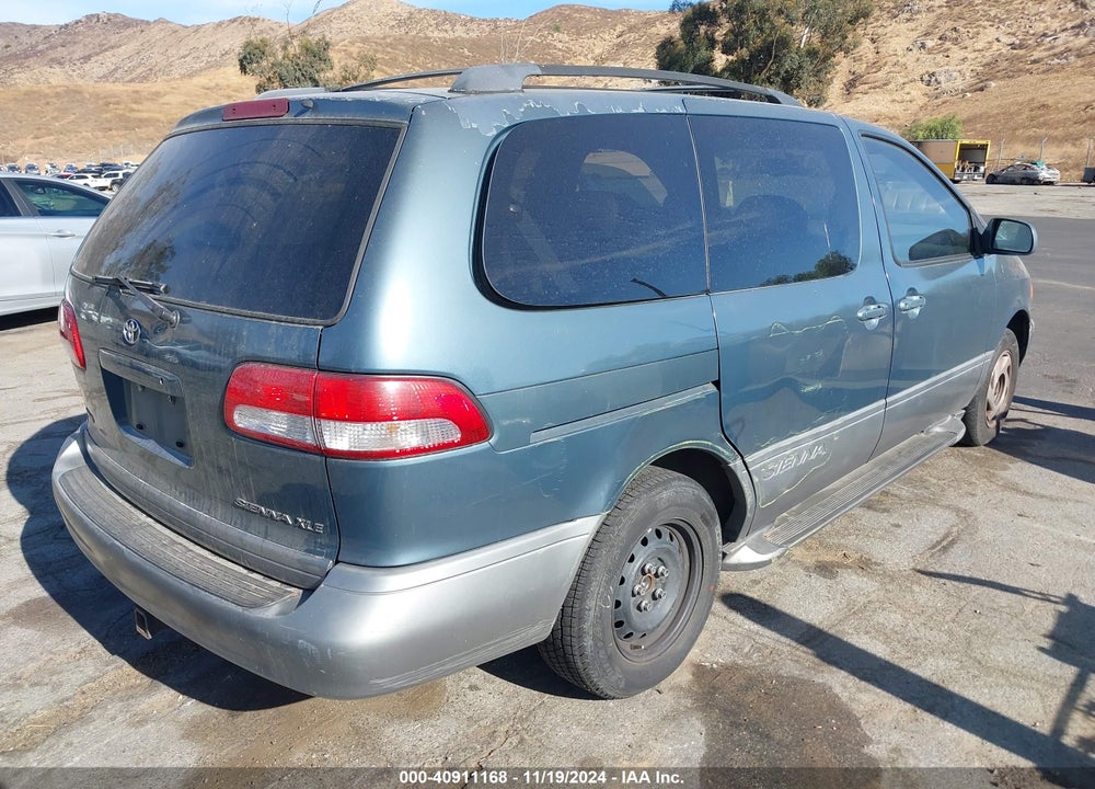 2001 TOYOTA SIENNA XLE VIN: 4T3ZF13CX1U360679