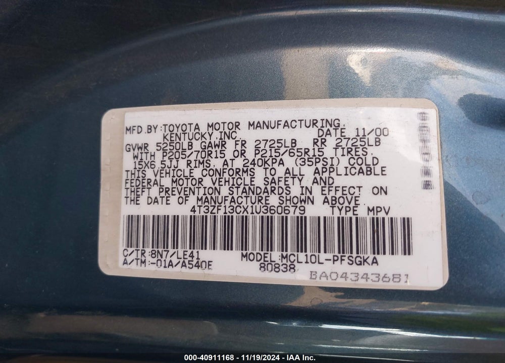 2001 TOYOTA SIENNA XLE VIN: 4T3ZF13CX1U360679