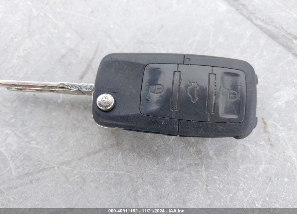 2007 VOLKSWAGEN JETTA VIN: 3VWEF71K07M187242