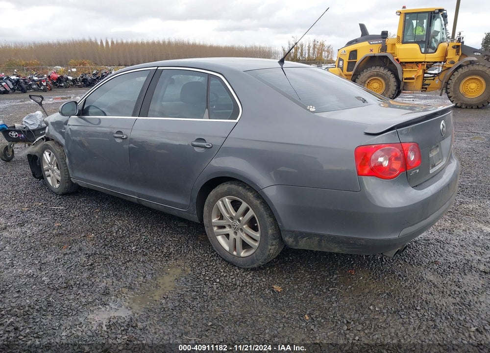 2007 VOLKSWAGEN JETTA VIN: 3VWEF71K07M187242