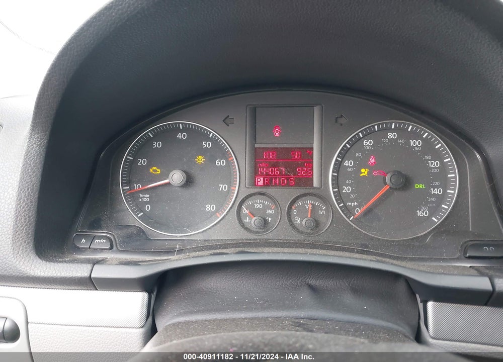 2007 VOLKSWAGEN JETTA VIN: 3VWEF71K07M187242