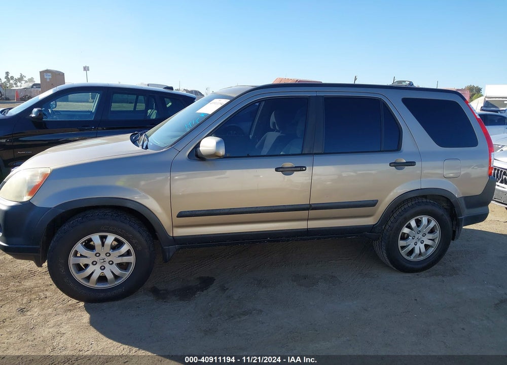 2005 HONDA CR-V EX VIN: SHSRD78825U342369