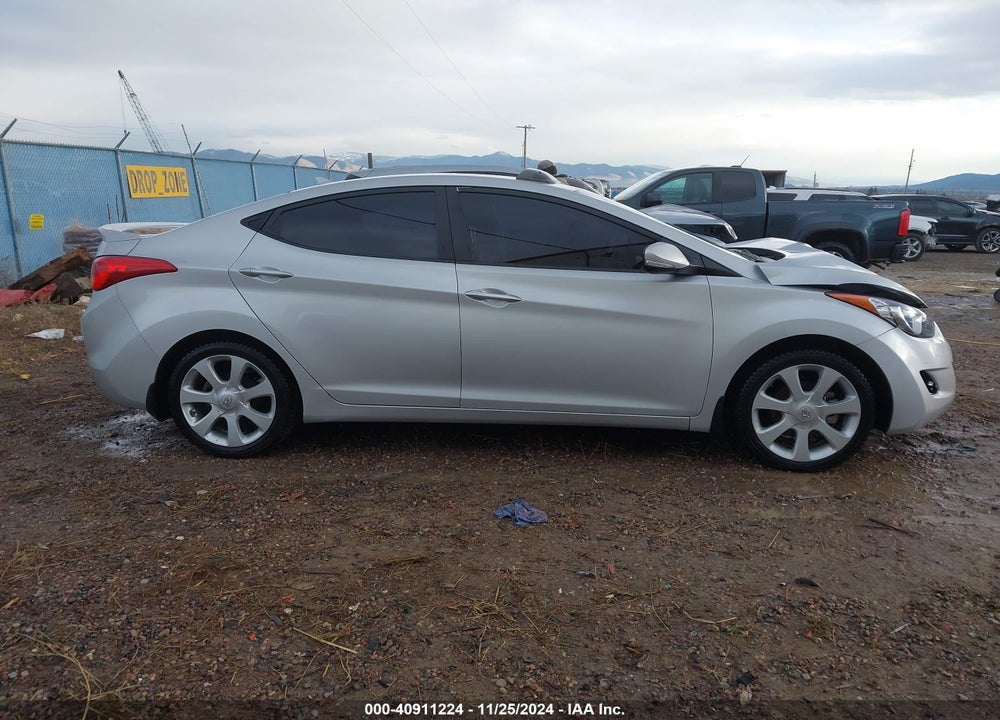 2013 HYUNDAI ELANTRA LIMITED VIN: KMHDH4AE6DU823540