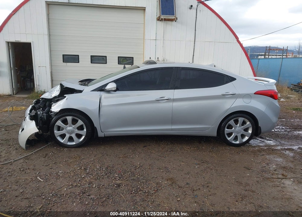 2013 HYUNDAI ELANTRA LIMITED VIN: KMHDH4AE6DU823540