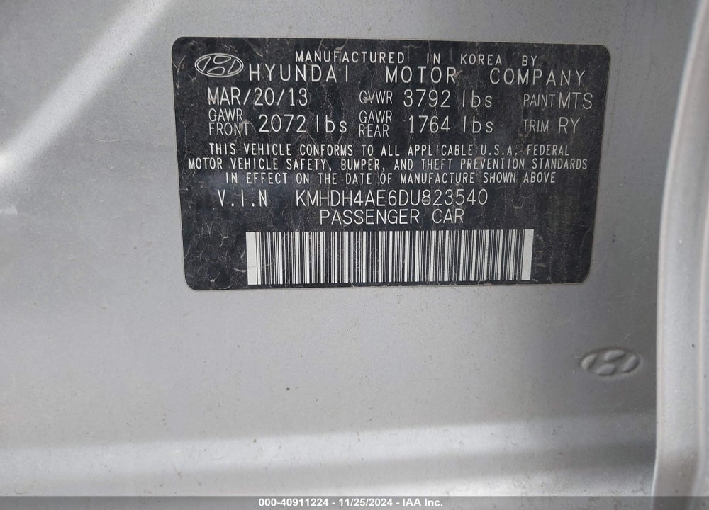 2013 HYUNDAI ELANTRA LIMITED VIN: KMHDH4AE6DU823540