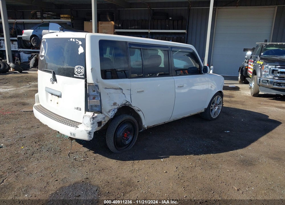 2004 SCION XB VIN: JTLKT324140131210