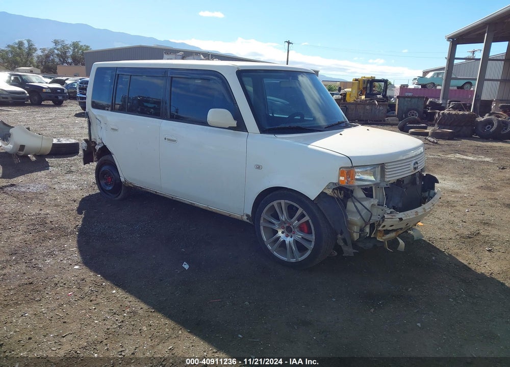 2004 SCION XB VIN: JTLKT324140131210