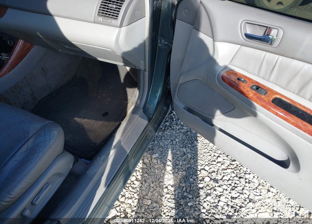 2002 TOYOTA CAMRY XLE V6 VIN: JTDBF32KX20039270