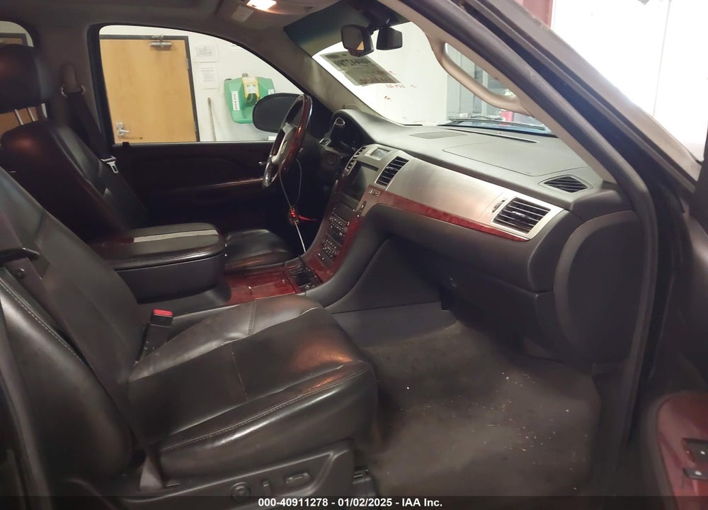 2007 CADILLAC ESCALADE ESV STANDARD VIN: 1GYFK66867R353220
