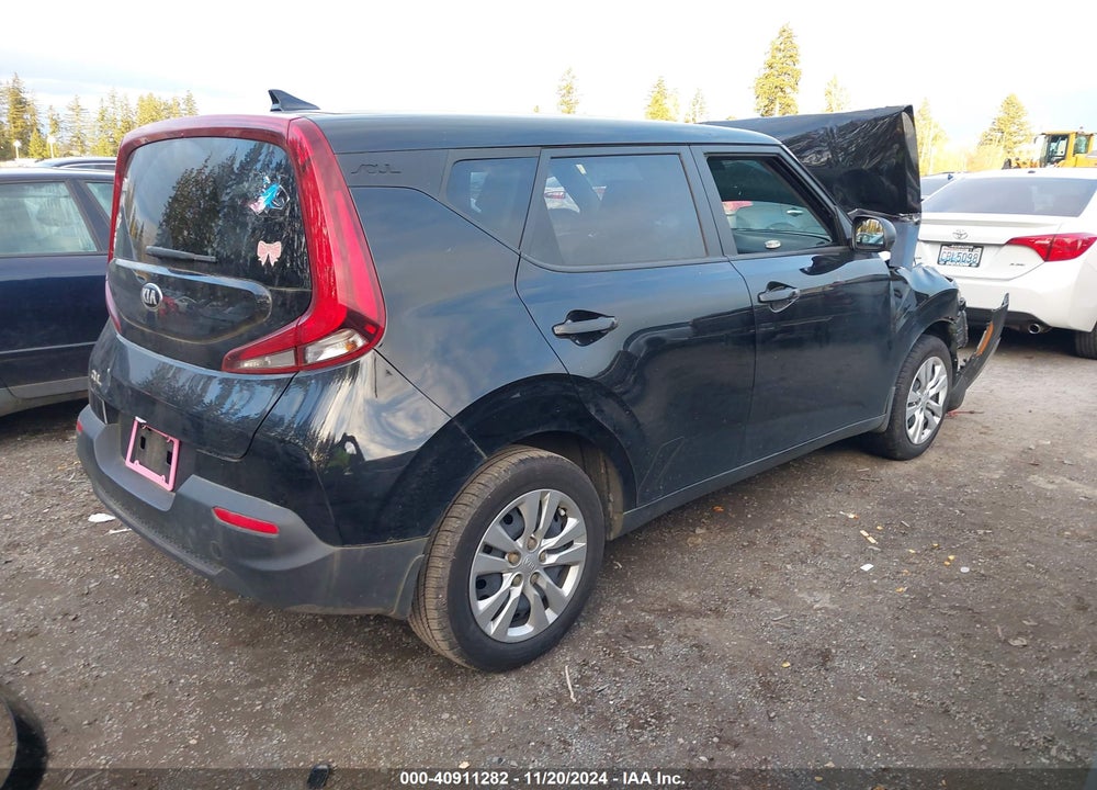 2021 KIA SOUL LX VIN: KNDJ23AU0M7767698