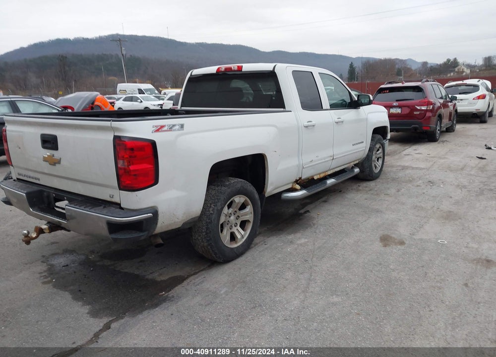 2015 CHEVROLET SILVERADO 1500 2LT VIN: 1GCVKREC4FZ396929