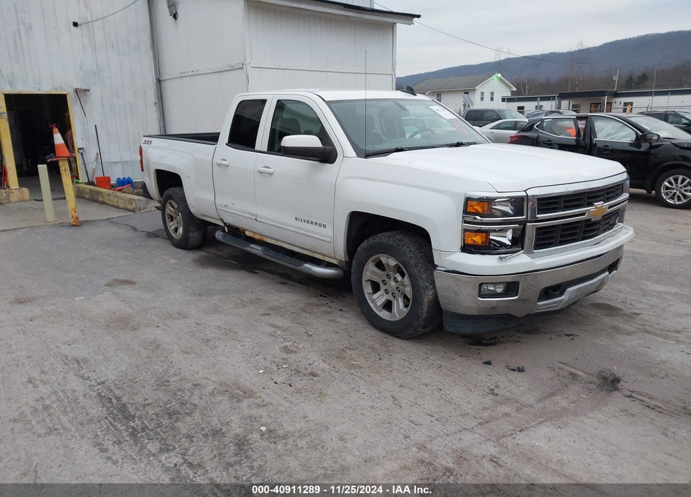 2015 CHEVROLET SILVERADO 1500 2LT VIN: 1GCVKREC4FZ396929