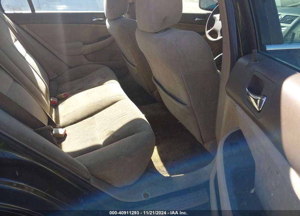 2004 HONDA ACCORD 2.4 LX VIN: 1HGCM56364A152494