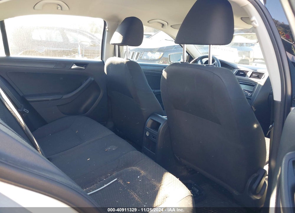 2014 VOLKSWAGEN JETTA 2.0L S VIN: 3VW1K7AJ8EM359421