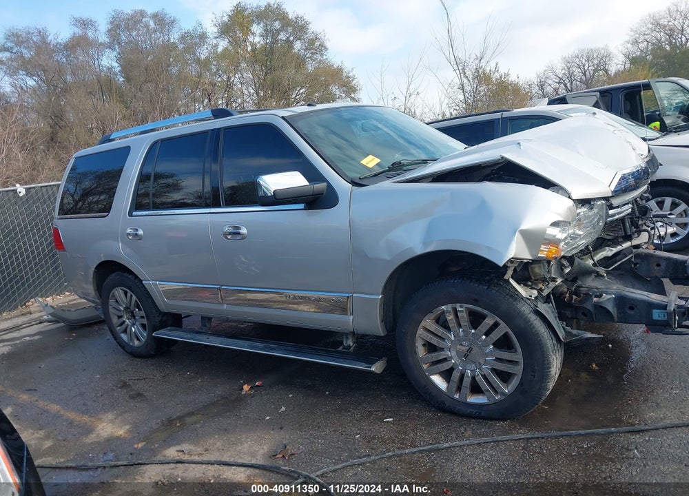 2007 LINCOLN NAVIGATOR ULTIMATE VIN: 5LMFU28517LJ17324