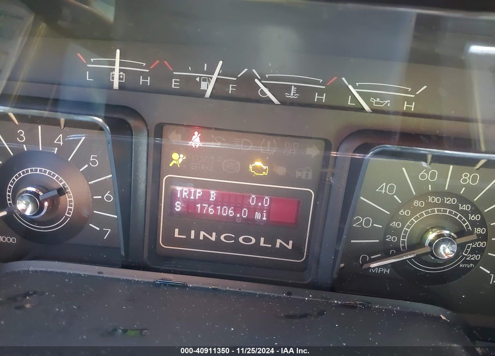 2007 LINCOLN NAVIGATOR ULTIMATE VIN: 5LMFU28517LJ17324