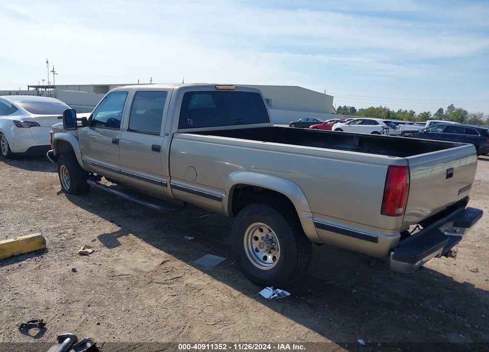 1998 CHEVROLET K3500 VIN: 1GCHK33R7WF035939