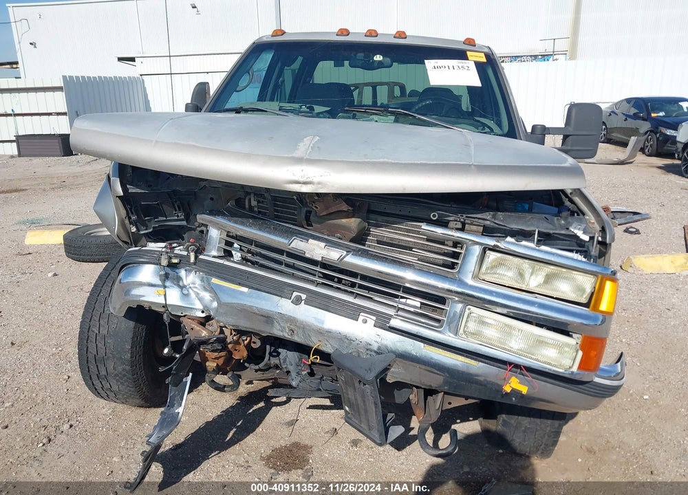 1998 CHEVROLET K3500 VIN: 1GCHK33R7WF035939