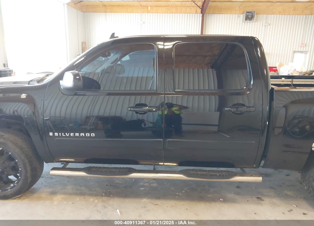 2008 CHEVROLET SILVERADO 1500 LT1 VIN: 3GCEC13J58G143539