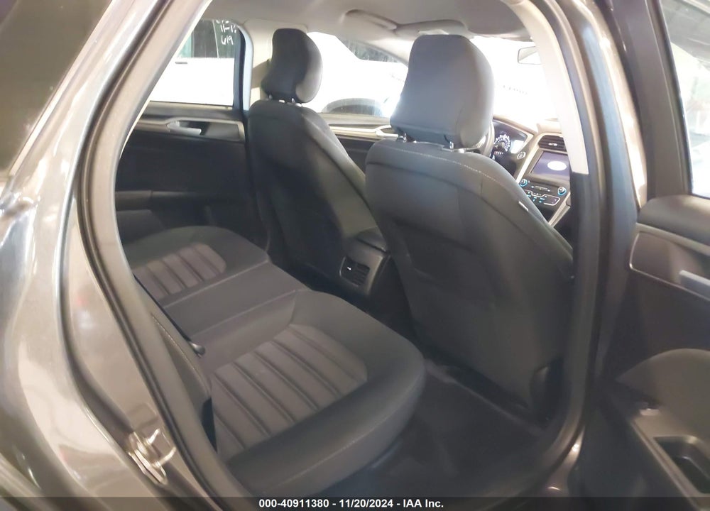 2018 FORD FUSION SE VIN: 3FA6P0HD0JR186983