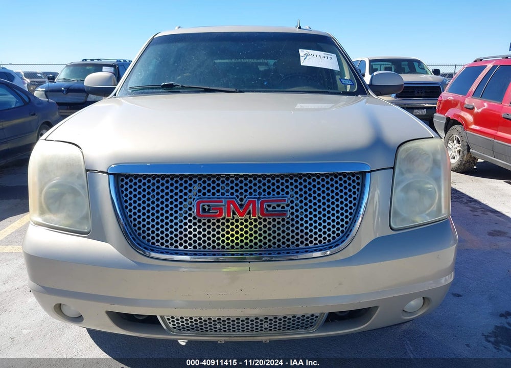 2008 GMC YUKON XL 1500 DENALI VIN: 1GKFC66878J195400